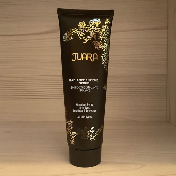 Radiance Enzyme Scrub Mask - Picture 2 of 3